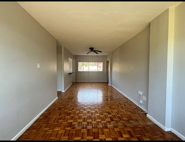 1 BEDROOM APARTMENT TO LET IN ESSENWOOD
